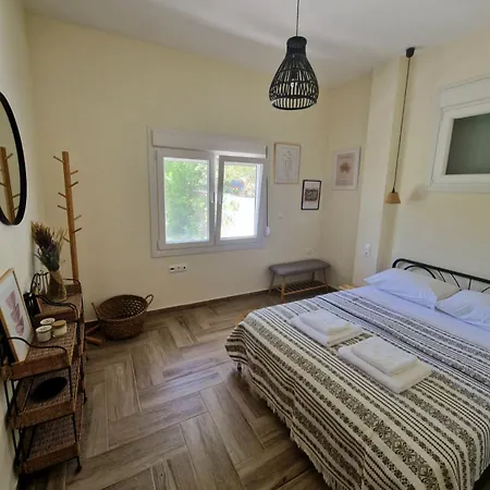 Apartment Viewgardenskioni Moodsolutions Living Mola Kalyva